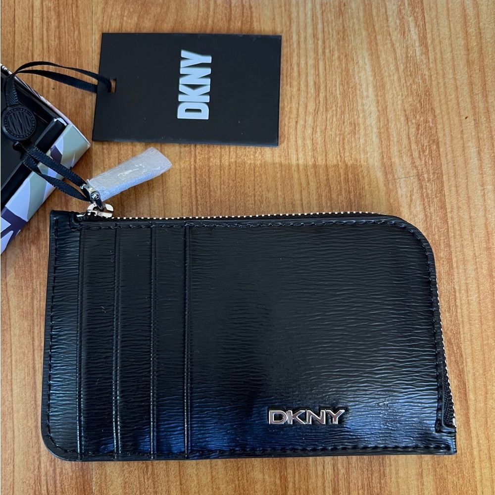 DKNY Small Wallet